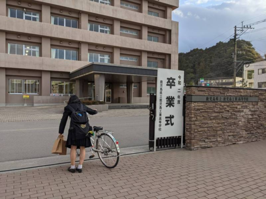 鹿児島県立鹿児島工業高校の制服写真画像まとめ・レビュー口コミ評判・生徒の着こなし・夏服冬服詳細情報