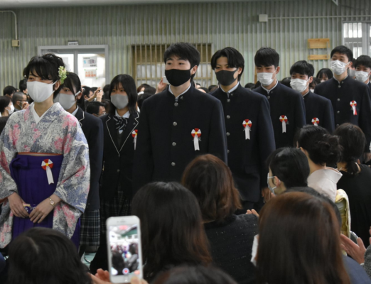 鹿児島高校の制服写真画像まとめ・レビュー口コミ評判・生徒の着こなし・夏服冬服詳細情報