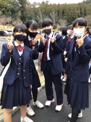 鹿児島第一中学校・高校の制服写真画像まとめ・レビュー口コミ評判・生徒の着こなし・夏服冬服詳細情報 鹿児島第一中学校・高校の制服写真画像まとめ・レビュー口コミ評判・生徒の着こなし・夏服冬服詳細情報