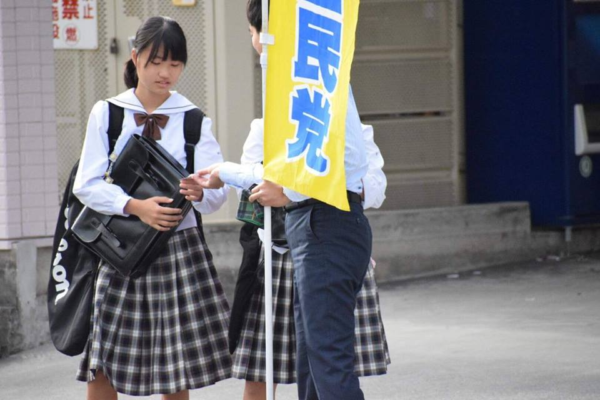 鹿児島修学館中学校・高校の制服写真画像まとめ・レビュー口コミ評判・生徒の着こなし・夏服冬服詳細情報