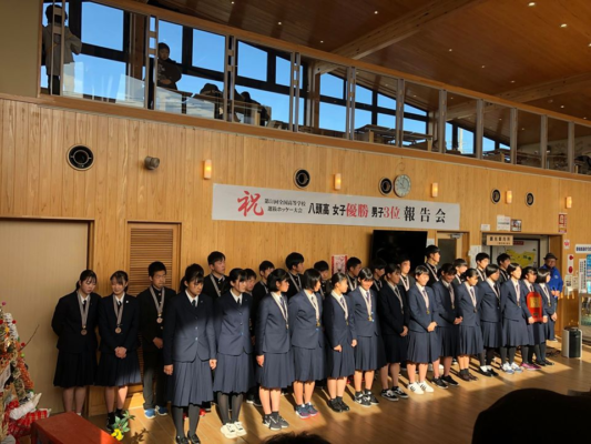 鳥取県立八頭高校の制服写真画像まとめ・レビュー口コミ評判・生徒の着こなし・夏服冬服詳細情報