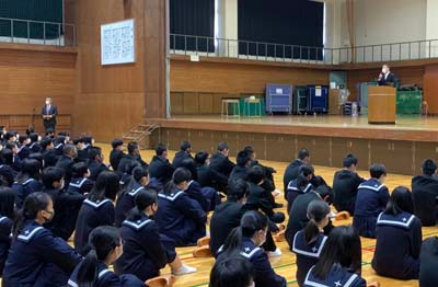 鳥取県立米子西高校の制服写真画像まとめ・レビュー口コミ評判・生徒の着こなし・夏服冬服詳細情報│全国中高制服グラム全国47都道府県の中学校高等