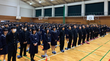 鳥取県立米子西高校の制服写真画像まとめ・レビュー口コミ評判・生徒の着こなし・夏服冬服詳細情報