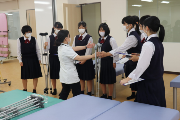 島根県立三刀屋高校の制服写真画像まとめ・レビュー口コミ評判・生徒の着こなし・夏服冬服詳細情報