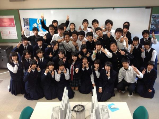 島根県立松江商業高校の制服写真画像まとめ・レビュー口コミ評判・生徒の着こなし・夏服冬服詳細情報