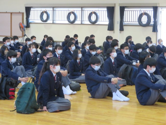 【2020新制服】広島県立広高校の制服写真画像まとめ・レビュー口コミ評判・生徒の着こなし・夏服冬服詳細情報