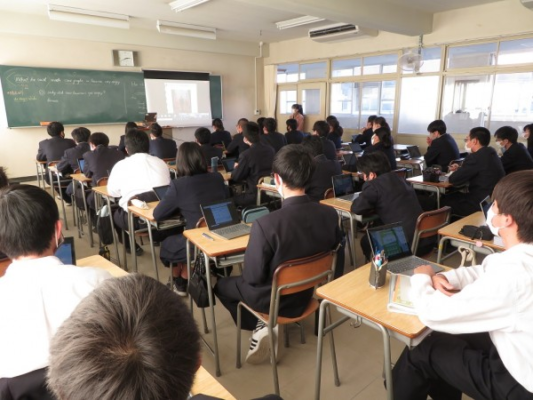 広島県立広島国泰寺高校の制服写真画像まとめ・レビュー口コミ評判・生徒の着こなし・夏服冬服詳細情報（ひろしまこくたいじこうとうがっこう）