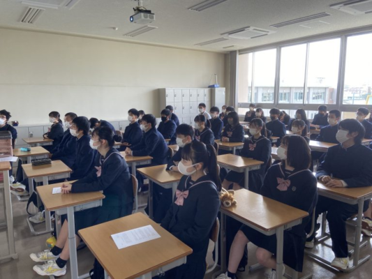 松本学園広島県瀬戸内高校の制服写真画像まとめ・レビュー口コミ評判・生徒の着こなし・夏服冬服詳細情報
