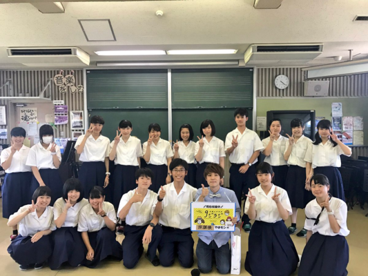 広島県立安芸高校の制服写真画像まとめ・レビュー口コミ評判・生徒の着こなし・夏服冬服詳細情報