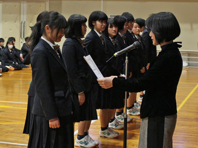 広島県立呉商業高校の制服写真画像まとめ・レビュー口コミ評判・生徒の着こなし・夏服冬服詳細情報