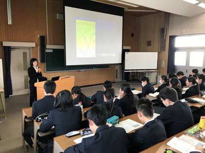 広島県立呉商業高校の制服写真画像まとめ・レビュー口コミ評判・生徒の着こなし・夏服冬服詳細情報