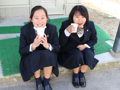 広島県立呉商業高校の制服写真画像まとめ・レビュー口コミ評判・生徒の着こなし・夏服冬服詳細情報