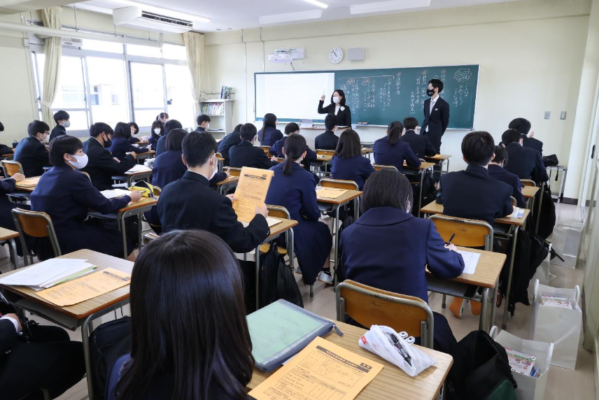 広島県立福山葦陽高校の制服写真画像動画まとめ・レビュー口コミ評判・生徒の着こなし・夏服冬服詳細情報（ふくやまいようこうとうがっこう）