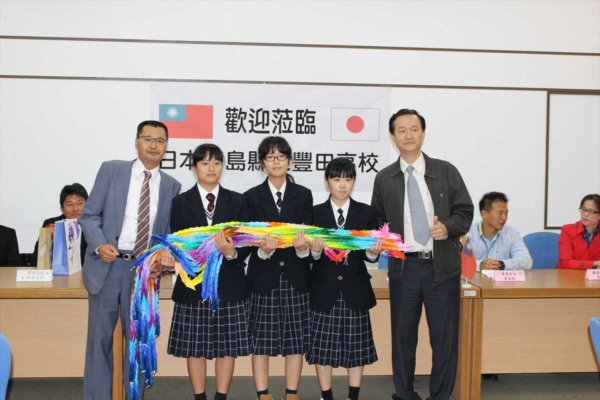 広島県立豊田高校の制服写真画像まとめ・レビュー口コミ評判・生徒の着こなし・夏服冬服詳細情報