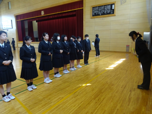 広島県立福山商業高校の制服写真画像まとめ・レビュー口コミ評判・生徒の着こなし・夏服冬服詳細情報