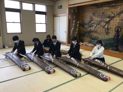 銀河学院中学校・高校の制服写真画像まとめ・レビュー口コミ評判・生徒の着こなし・夏服冬服詳細情報