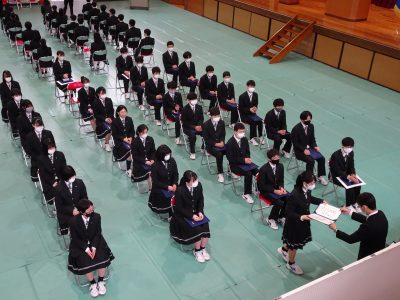 銀河学院中学校・高校の制服写真画像まとめ・レビュー口コミ評判・生徒の着こなし・夏服冬服詳細情報
