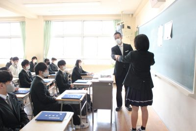 銀河学院中学校・高校の制服写真画像まとめ・レビュー口コミ評判・生徒の着こなし・夏服冬服詳細情報