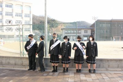 銀河学院中学校・高校の制服写真画像まとめ・レビュー口コミ評判・生徒の着こなし・夏服冬服詳細情報