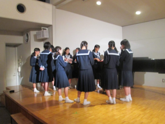 比治山女子中学高校の制服写真画像動画まとめ・レビュー口コミ評判・生徒の着こなし・夏服冬服詳細情報