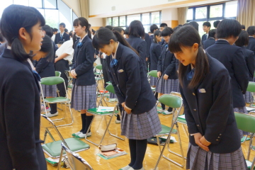 浜松啓陽高校の制服写真画像まとめ・レビュー口コミ評判・生徒の着こなし・夏服冬服詳細情報