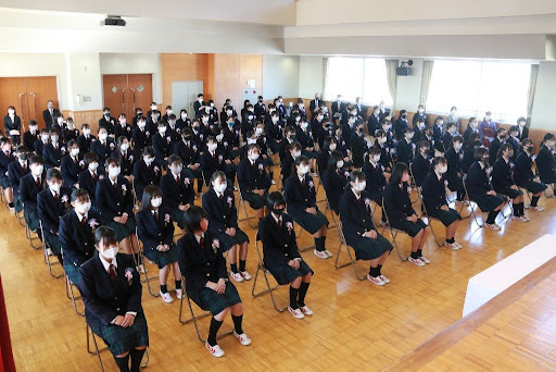 静岡女子高校の制服写真画像まとめ・レビュー口コミ評判・生徒の着こなし・夏服冬服詳細情報