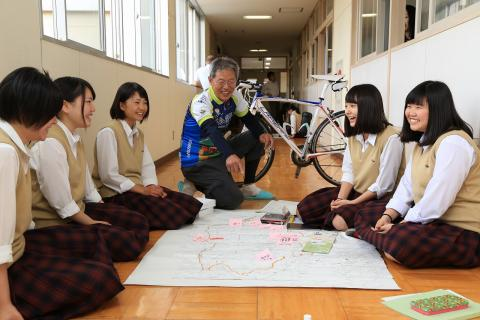 静岡県立小笠高校の制服写真画像まとめ・レビュー口コミ評判・生徒の着こなし・夏服冬服詳細情報