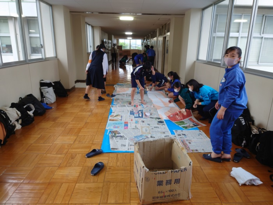 静岡県立浜名高校の制服写真画像まとめ・レビュー口コミ評判・生徒の着こなし・夏服冬服詳細情報