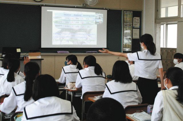 静岡県立浜松西高校・中等部の制服写真画像まとめ・レビュー口コミ評判・生徒の着こなし・夏服冬服詳細情報