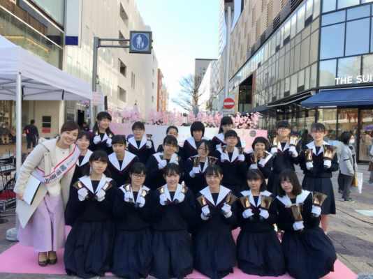 静岡英和女学院中学校・高校の制服写真画像まとめ・レビュー口コミ評判・生徒の着こなし・夏服冬服詳細情報