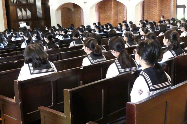 静岡英和女学院中学校・高校の制服写真画像まとめ・レビュー口コミ評判・生徒の着こなし・夏服冬服詳細情報