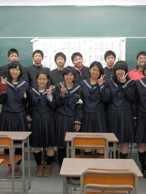 和歌山県立耐久高校の制服写真画像まとめ・レビュー口コミ評判・生徒の着こなし・夏服冬服詳細情報