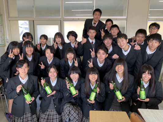 三重県立四日市農芸高校の制服写真画像まとめ・レビュー口コミ評判・生徒の着こなし・夏服冬服詳細情報