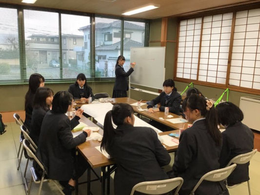 三重県立四日市南高校の制服写真画像まとめ・レビュー口コミ評判・生徒の着こなし・夏服冬服詳細情報