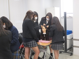 大橋学園高校の制服写真画像動画まとめ・レビュー口コミ評判・生徒の着こなし・夏服冬服詳細情報