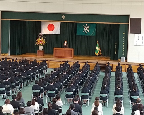 三重県立桑名西高校の制服写真画像まとめ・レビュー口コミ評判・生徒の着こなし・夏服冬服詳細情報