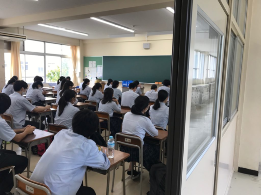 三重県立桑名西高校の制服写真画像まとめ・レビュー口コミ評判・生徒の着こなし・夏服冬服詳細情報