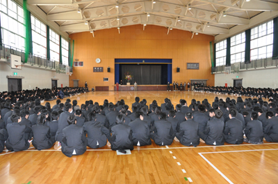 三重県立伊賀白鳳高校の制服写真画像まとめ・レビュー口コミ評判・生徒の着こなし・夏服冬服詳細情報