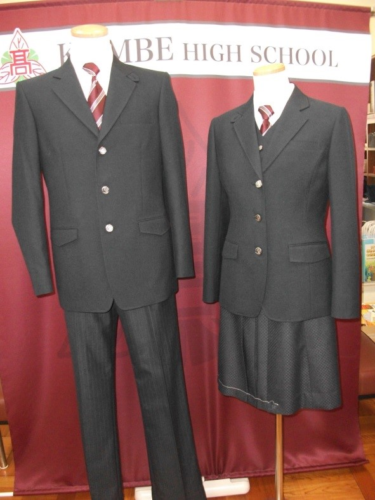 三重県立神戸高校の制服写真画像まとめ・レビュー口コミ評判・生徒の着こなし・夏服冬服詳細情報（かんべこうこう）