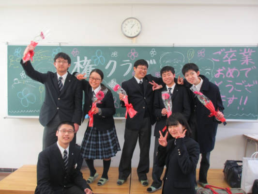 大阪青凌中学校・高校の制服写真画像まとめ・レビュー口コミ評判・生徒の着こなし・夏服冬服詳細情報（おおさかせいりょう）