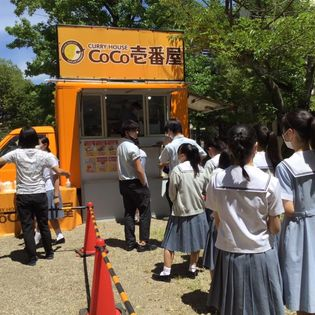 香里ヌヴェール学院中学校・高校の制服写真画像まとめ・レビュー口コミ評判・生徒の着こなし・夏服冬服詳細情報