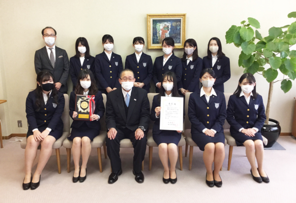 甲南女子中学高校の制服写真画像まとめ・レビュー口コミ評判・生徒の着こなし・夏服冬服詳細情報