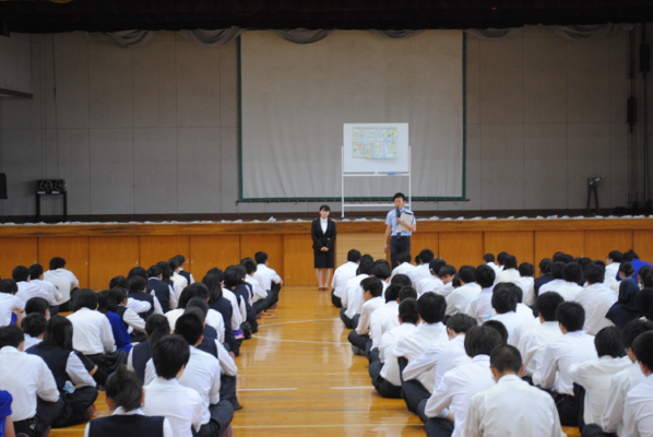 千葉県立成田西陵高校の制服写真画像まとめ・レビュー口コミ評判・生徒の着こなし・夏服冬服詳細情報