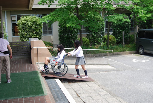 千葉県立松戸馬橋高校の制服写真画像まとめ・レビュー口コミ評判・生徒の着こなし・夏服冬服詳細情報