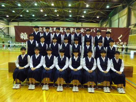 習志野市立習志野高校の制服写真画像まとめ・レビュー口コミ評判・生徒の着こなし・夏服冬服詳細情報