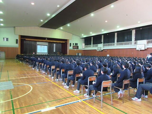 千葉県立柏の葉高校の制服写真画像まとめ・レビュー口コミ評判・生徒の着こなし・夏服冬服詳細情報