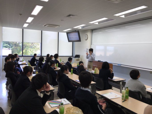 千葉県立鶴舞桜が丘高校の制服写真画像まとめ・レビュー口コミ評判・生徒の着こなし・夏服冬服詳細情報