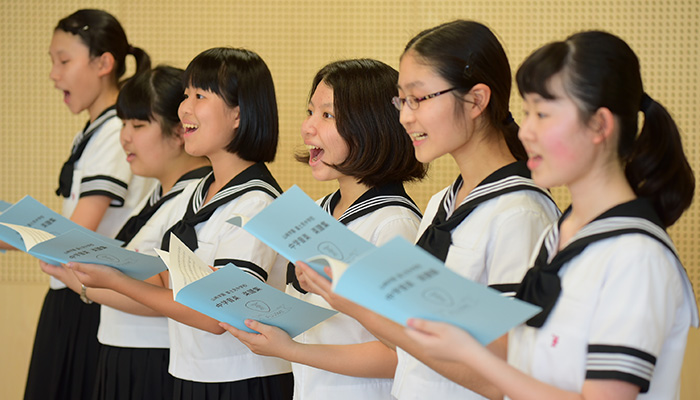 富士見中学校・高校の制服写真画像まとめ・レビュー口コミ評判・生徒の着こなし・夏服冬服詳細情報