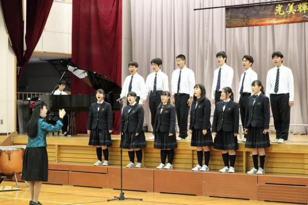 千葉県立船橋古和釜高校の制服写真画像まとめ・レビュー口コミ評判・生徒の着こなし・夏服冬服詳細情報