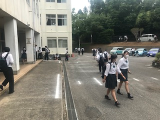 千葉県立泉高校の制服写真画像まとめ・レビュー口コミ評判・生徒の着こなし・夏服冬服詳細情報